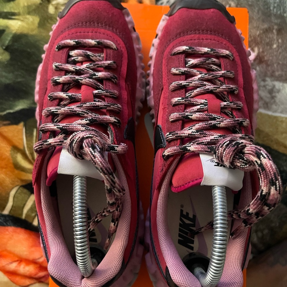 ‼️EUC‼️ NIKE OVERBREAK SP DARK BEATROOT BLACK DA9784 600 sz 9